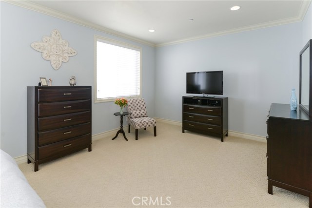 129 Broadway, Redondo Beach, California 90277, 3 Bedrooms Bedrooms, ,3 BathroomsBathrooms,Residential,Sold,Broadway,PV17006440