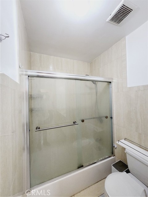 Detail Gallery Image 10 of 23 For 4914 W 5th St #D,  Santa Ana,  CA 92703 - 2 Beds | 1 Baths