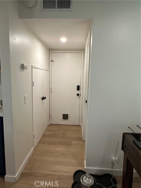 2004 Cumberland Drive, West Covina CA: https://media.crmls.org/medias/f4f968af-8b1b-46fd-9c6a-5fcb03584c89.jpg