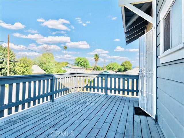 Front Image Thumbnail for CRTR26090574