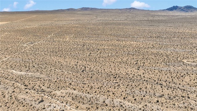 Detail Gallery Image 5 of 10 For 0 Mountain/ Shadow Mountian Rd, Adelanto,  CA 92301 - – Beds | – Baths