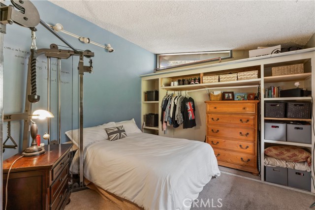 1944 Willow, Running Springs CA: https://media.crmls.org/medias/f4fb1570-fbee-41c0-8752-87045c138767.jpg