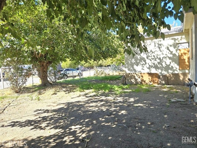 Detail Gallery Image 12 of 14 For 2230 Harnage St, –,  CA 93240 - 3 Beds | 2 Baths