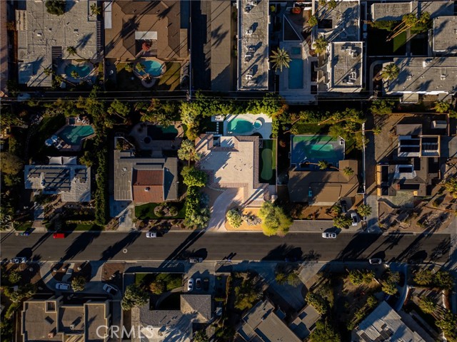 Detail Gallery Image 6 of 51 For 73640 Joshua Tree St, Palm Desert,  CA 92260 - 5 Beds | 3 Baths