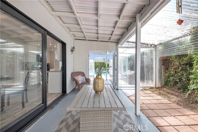 450 Anchor Way, Carlsbad CA: https://media.crmls.org/medias/f4fd5e90-97e0-41bc-a4a0-40c3e70dc965.jpg