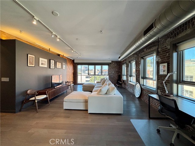 Detail Gallery Image 7 of 31 For 527 Molino St #401,  Los Angeles,  CA 90013 - 2 Beds | 2 Baths