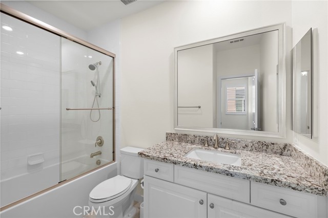 103 Aims, Irvine CA: https://media.crmls.org/medias/f4fea6ad-28ef-470d-8896-dcb06a02a2db.jpg