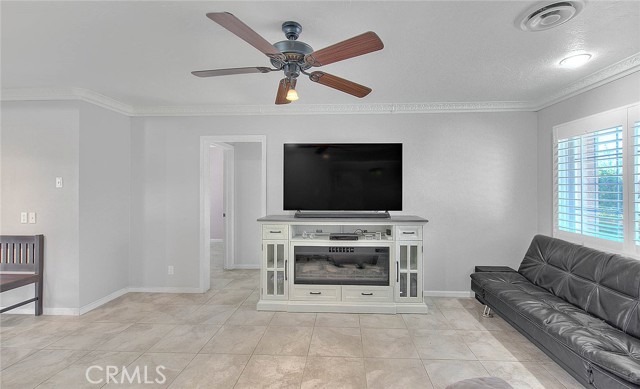 Detail Gallery Image 16 of 69 For 12357 Maxon Pl, Chino,  CA 91710 - 3 Beds | 2 Baths