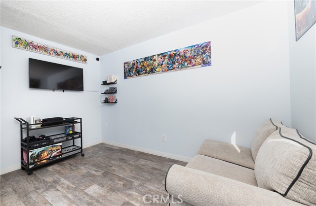 Detail Gallery Image 15 of 21 For 6667 King St, Chino,  CA 91710 - 4 Beds | 2 Baths