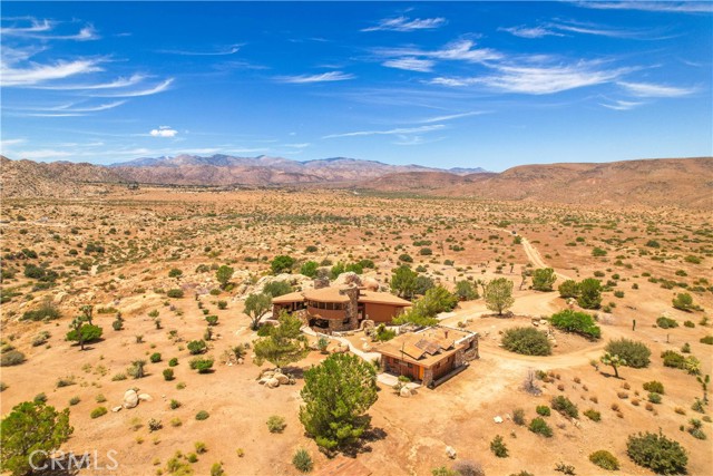 Detail Gallery Image 36 of 75 For 55290 Flying Tigers Rd, Pioneertown,  CA 92268 - 4 Beds | 3 Baths