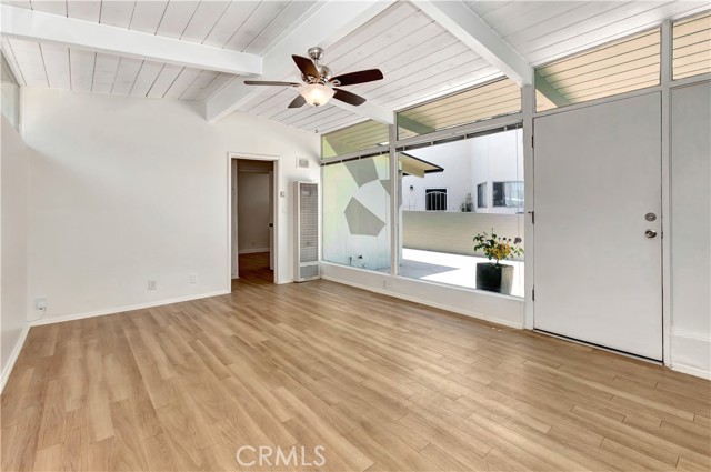 139 W Canada, San Clemente CA: https://media.crmls.org/medias/f50126ff-896d-4ad5-8453-9c19958690f0.jpg