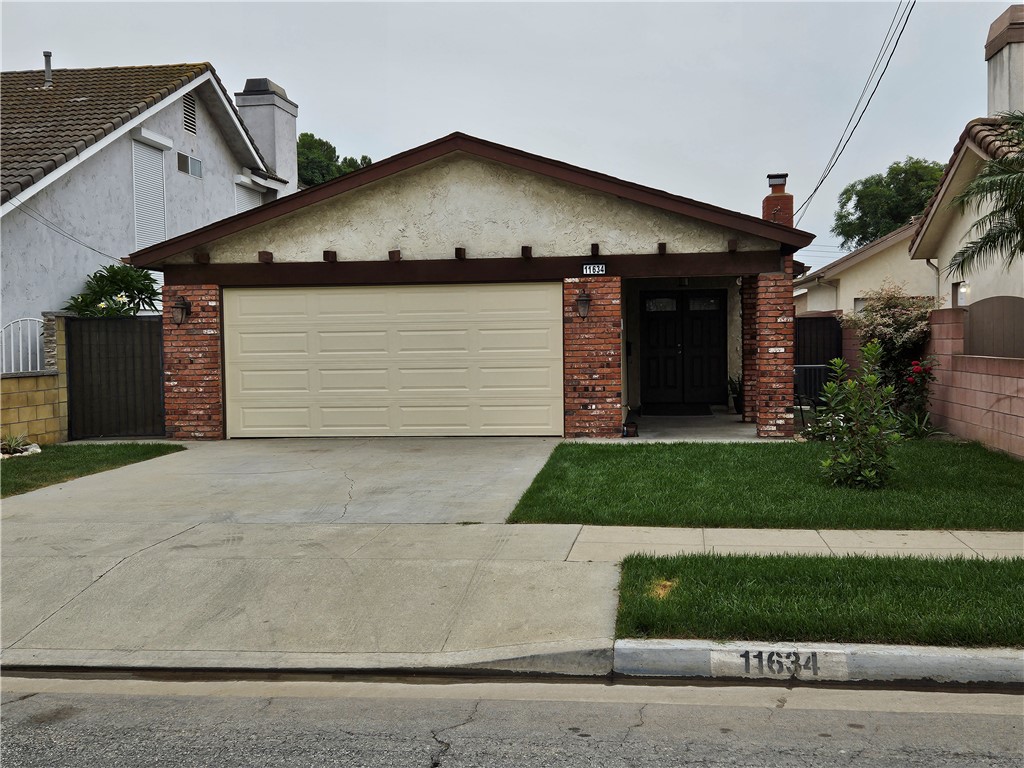 11634 185Th St, Artesia, CA 90701