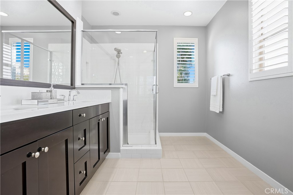 MLS #OC25269720 image #23