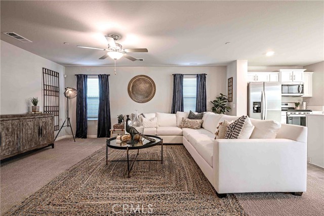 Detail Gallery Image 9 of 18 For 622 Marshall Ln #99 B2,  Merced,  CA 95348 - 4 Beds | 3 Baths