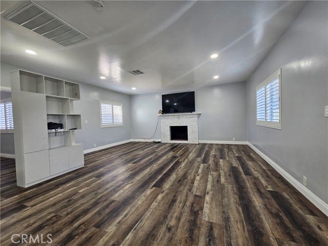 2352 California Ave photo 4