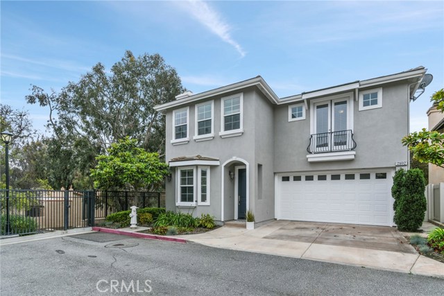 2102 Canyon Circle, Costa Mesa, CA 92627