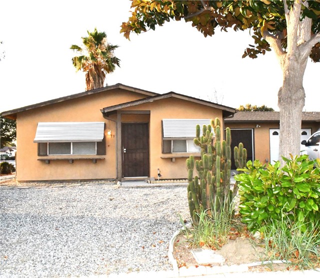 Detail Gallery Image 3 of 50 For 1956 Calle Arboleda, Hemet,  CA 92545 - 2 Beds | 1 Baths