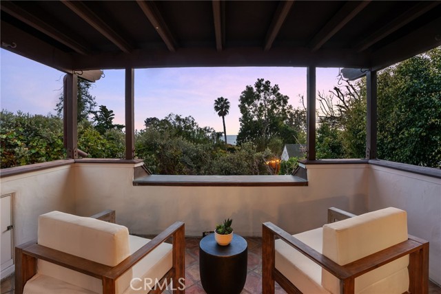 Detail Gallery Image 3 of 74 For 421 High Dr, Laguna Beach,  CA 92651 - 4 Beds | 4 Baths
