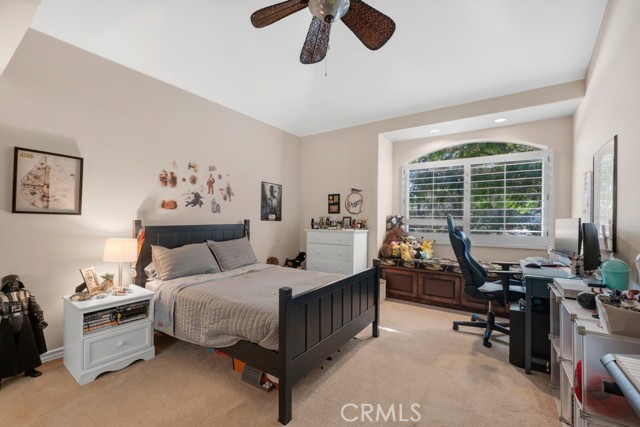 Detail Gallery Image 27 of 60 For 4228 Saddlecrest Ln, Westlake Village,  CA 91361 - 4 Beds | 3/1 Baths