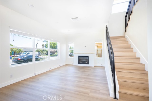 Image 13 of 25 For 1042 San Juan Street