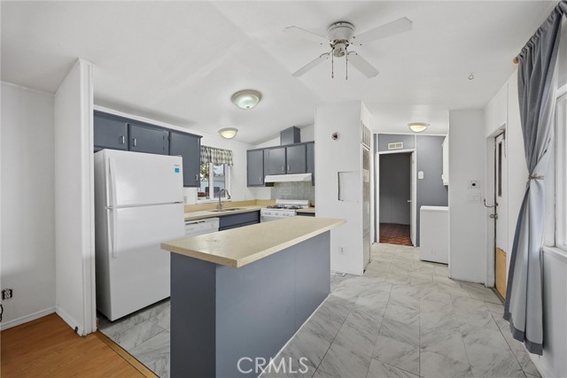 Detail Gallery Image 15 of 31 For 14035 Rosedale Hwy #7,  Bakersfield,  CA 93314 - 2 Beds | 2 Baths