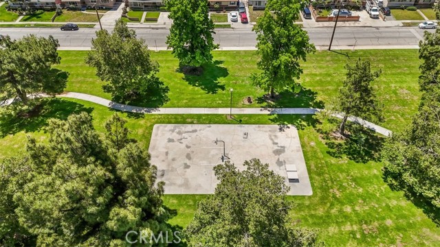 3940 N Golden Avenue, San Bernardino CA: https://media.crmls.org/medias/f5092f6f-9f37-4a67-8cbd-1ed22f83a132.jpg