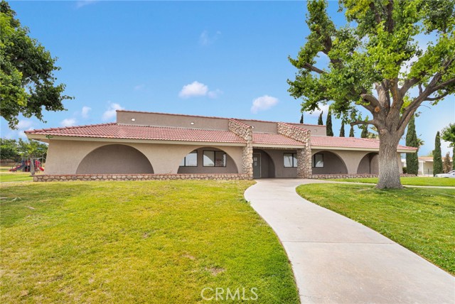 2494 Main Street, Barstow CA: https://media.crmls.org/medias/f50a0152-1119-4edd-afc8-4c6fbe75cd31.jpg