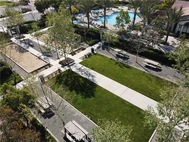 30441 Village Terrace Drive, Menifee CA: https://media.crmls.org/medias/f50a1cc8-a153-4b27-8f29-2a672f44b609.jpg