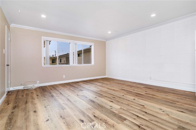 Updated 2 Bdrm /1 Bath
