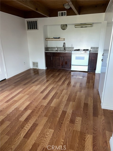 24646 Lake Gregory Drive, Crestline CA: https://media.crmls.org/medias/f50b44a5-b10b-431c-8003-f377079b29c1.jpg