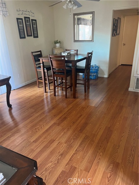 28154 Via Princesa, Murrieta CA: https://media.crmls.org/medias/f50b7f85-2811-403e-b943-cf6566ac69aa.jpg