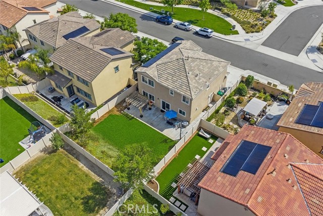 24212 Bay Laurel Avenue, Murrieta CA: https://media.crmls.org/medias/f50badb9-3c55-48cd-a15c-ea3a8f026d70.jpg