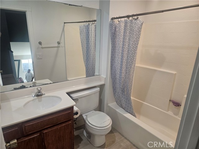 Detail Gallery Image 20 of 39 For 37323 Daybreak Street, Palmdale,  CA 93550 - 4 Beds | 3 Baths