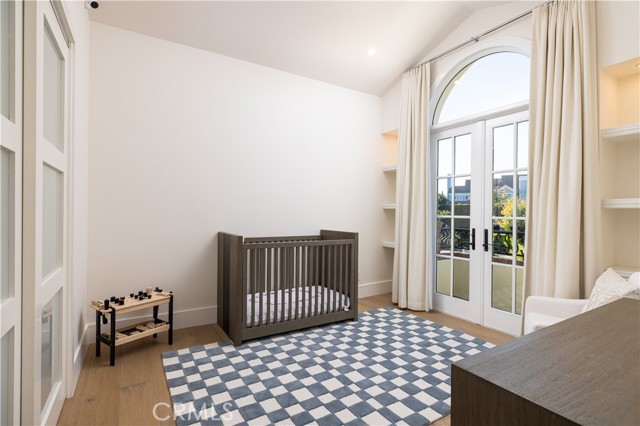 Detail Gallery Image 17 of 72 For 8 Gleneagles Dr, Newport Beach,  CA 92660 - 5 Beds | 5/1 Baths