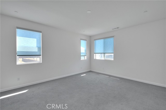 Detail Gallery Image 26 of 75 For 15820 Caterpillar Dr, Fontana,  CA 92336 - 4 Beds | 3 Baths