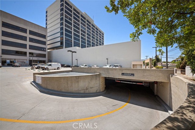 Image 7 of 14 For 16601 Ventura Boulevard