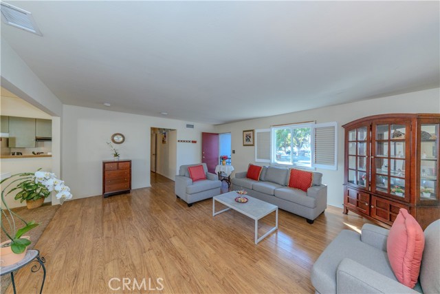 Detail Gallery Image 9 of 39 For 1026 N Mountain View Pl, Fullerton,  CA 92831 - 4 Beds | 2 Baths