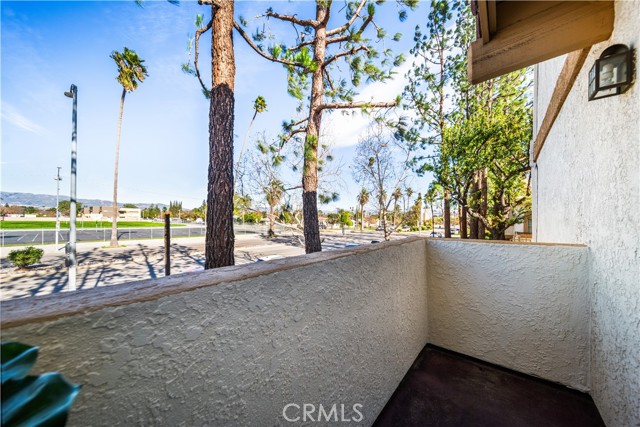 Detail Gallery Image 11 of 47 For 19950 Sherman Way Unit a a,  Winnetka,  CA 91306 - 3 Beds | 4 Baths