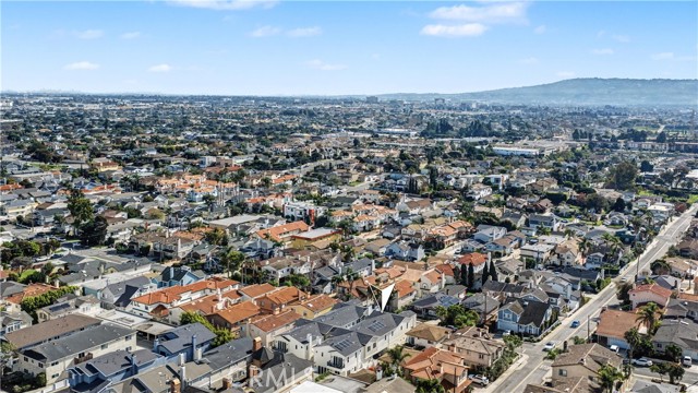 Detail Gallery Image 43 of 43 For 2203 Marshalfield #B,  Redondo Beach,  CA 90278 - 4 Beds | 3/1 Baths