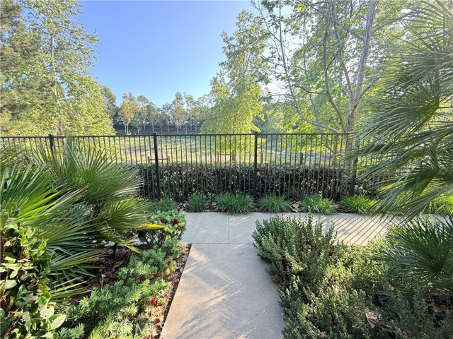 Detail Gallery Image 19 of 21 For 84 Jade Flower, Irvine,  CA 92620 - 3 Beds | 3 Baths