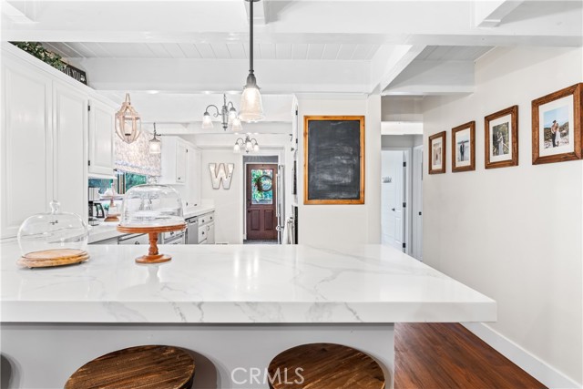 235 Bret Harte Road, Lake Arrowhead CA: https://media.crmls.org/medias/f50ee259-dc2f-45bb-934a-ef776c492013.jpg