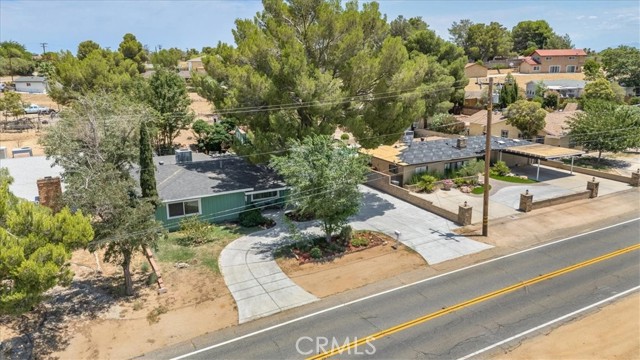 4817 Quartz Hill Rd, Quartz Hill CA: https://media.crmls.org/medias/f50f078c-ad3c-41de-b5a3-5e241b9ac142.jpg