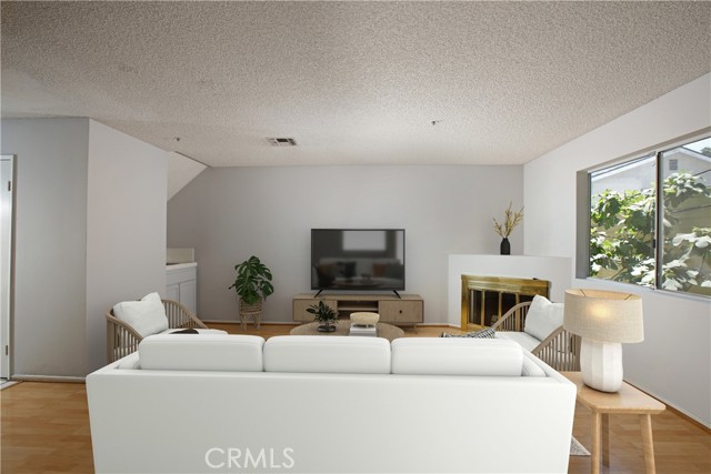 1421 5th, 10 photo 11