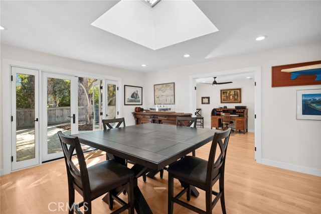 Detail Gallery Image 9 of 27 For 2312 Fairhill Dr, Newport Beach,  CA 92660 - 3 Beds | 2 Baths