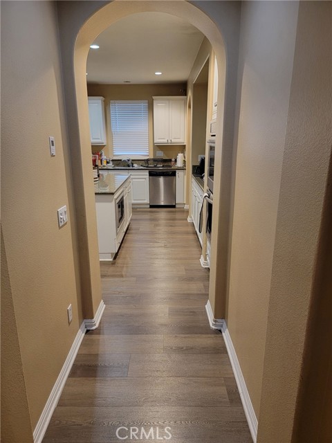 Detail Gallery Image 14 of 33 For 3103 S Hampton Way, Ontario,  CA 91761 - 4 Beds | 4/1 Baths