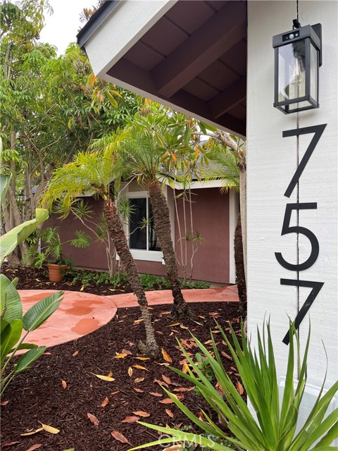 757 Horseshoe Circle, Vista CA: https://media.crmls.org/medias/f50fbdb2-d77c-48ab-9fb3-f6a6658fc891.jpg