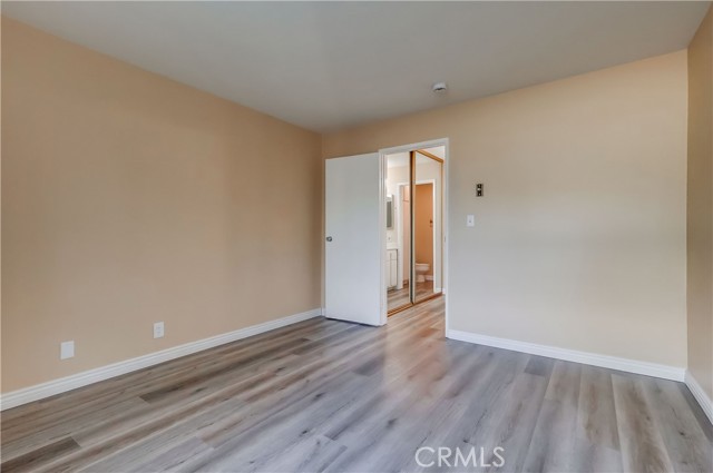 5585 E Pacific Coast, Long Beach CA: https://media.crmls.org/medias/f50ff711-05e0-4c63-8a25-de75a85a0665.jpg