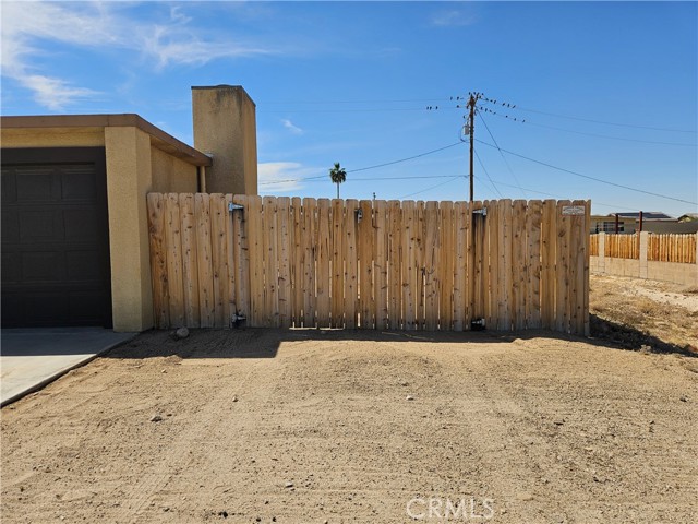 Detail Gallery Image 4 of 36 For 5734 Wainwright Ave, Twentynine Palms,  CA 92277 - 3 Beds | 2 Baths