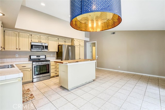 Detail Gallery Image 15 of 49 For 24 Field, Irvine,  CA 92620 - 3 Beds | 2 Baths