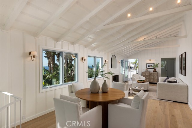 31927 Hayes Place, Laguna Beach CA: https://media.crmls.org/medias/f510588d-688f-4291-a176-1241cf5c92ae.jpg